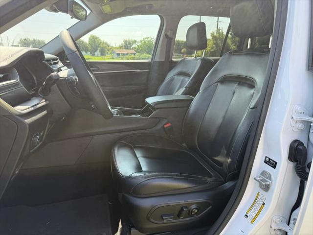 2023 Jeep Grand Cherokee Limited 4x2