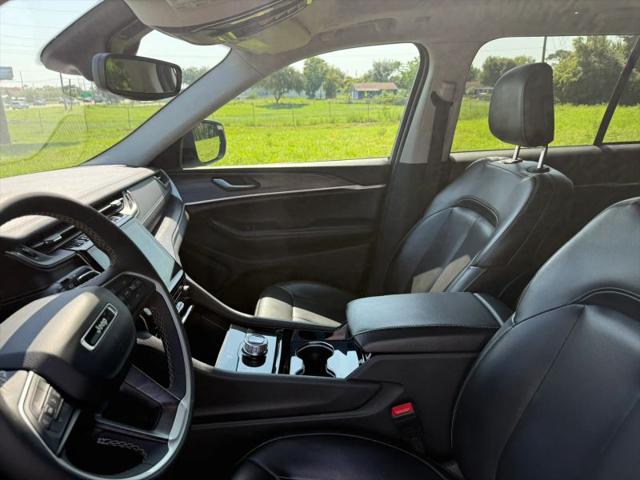 2023 Jeep Grand Cherokee Limited 4x2