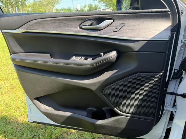 2023 Jeep Grand Cherokee Limited 4x2