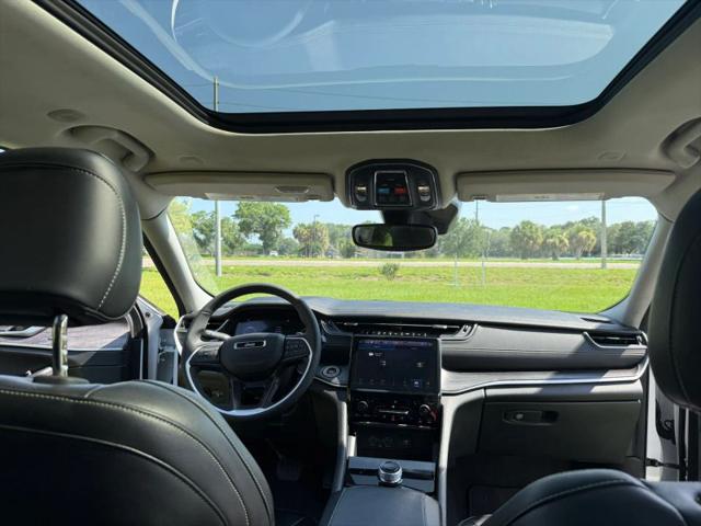 2023 Jeep Grand Cherokee Limited 4x2