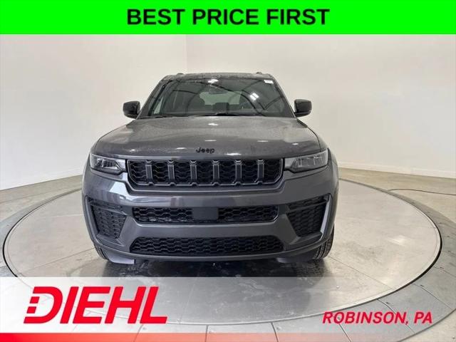 2026 Jeep Grand Cherokee GRAND CHEROKEE LAREDO ALTITUDE 4X4 2026 Jeep Grand Cherokee GRAND CHEROKEE LAREDO ALTITUDE 4X4