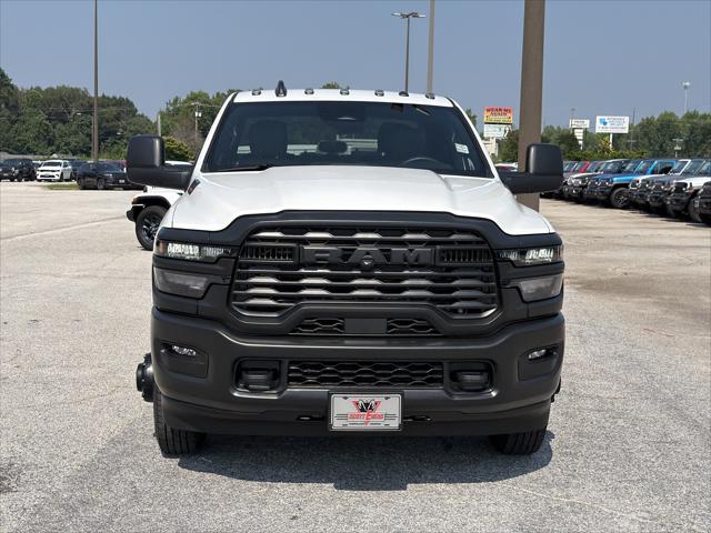 2026 RAM 3500 Chassis RAM 3500 TRADESMAN CREW CAB CHASSIS 4X4 60 CA
