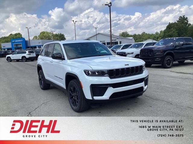 2026 Jeep Grand Cherokee GRAND CHEROKEE LAREDO ALTITUDE 4X4 2026 Jeep Grand Cherokee GRAND CHEROKEE LAREDO ALTITUDE 4X4