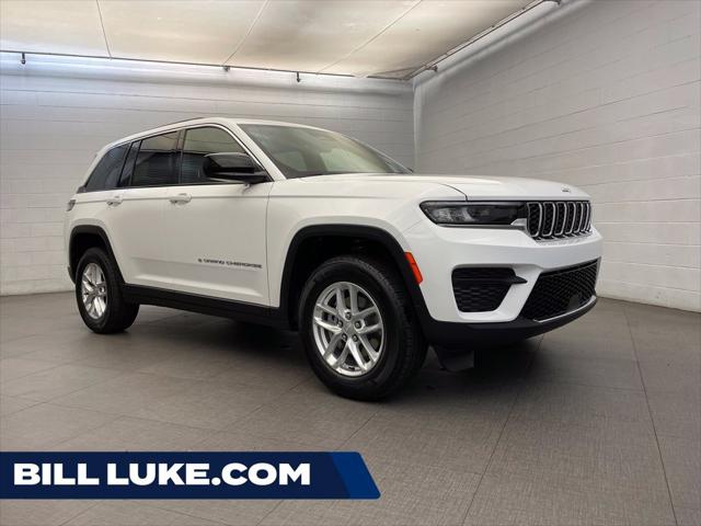 2026 Jeep Grand Cherokee GRAND CHEROKEE LAREDO X 4X4 2026 Jeep Grand Cherokee GRAND CHEROKEE LAREDO X 4X4