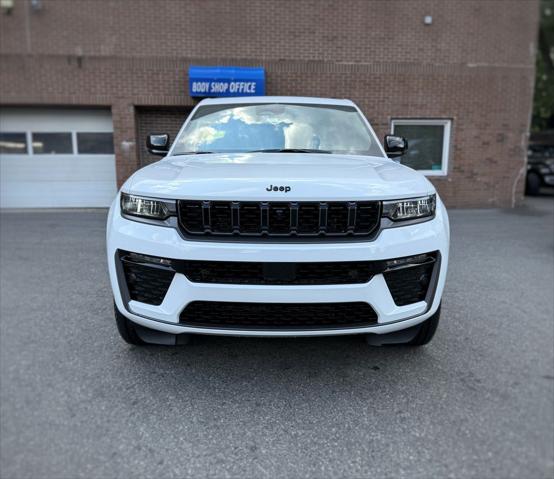 2026 Jeep Grand Cherokee GRAND CHEROKEE LIMITED RESERVE 4X4