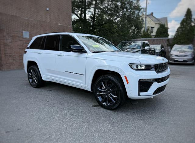 2026 Jeep Grand Cherokee GRAND CHEROKEE LIMITED RESERVE 4X4