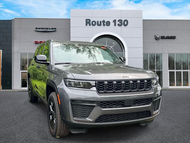 2026 Jeep Grand Cherokee GRAND CHEROKEE LAREDO ALTITUDE 4X4 2026 Jeep Grand Cherokee GRAND CHEROKEE LAREDO ALTITUDE 4X4