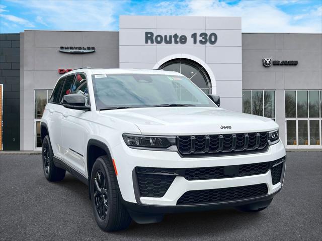 2026 Jeep Grand Cherokee GRAND CHEROKEE LAREDO ALTITUDE 4X4 2026 Jeep Grand Cherokee GRAND CHEROKEE LAREDO ALTITUDE 4X4