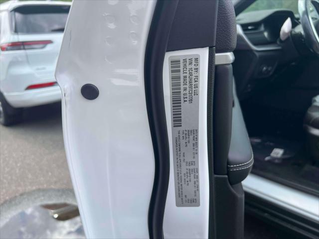 2026 Jeep Grand Cherokee GRAND CHEROKEE LAREDO ALTITUDE 4X4 2026 Jeep Grand Cherokee GRAND CHEROKEE LAREDO ALTITUDE 4X4