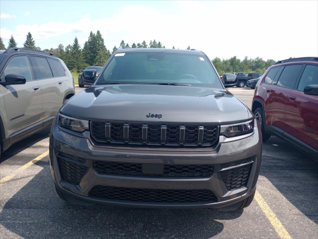 2026 Jeep Grand Cherokee GRAND CHEROKEE LAREDO ALTITUDE 4X4 2026 Jeep Grand Cherokee GRAND CHEROKEE LAREDO ALTITUDE 4X4