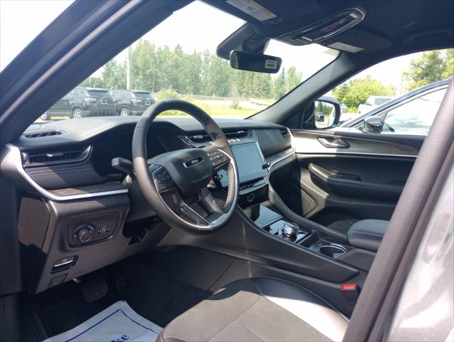 2026 Jeep Grand Cherokee GRAND CHEROKEE LAREDO ALTITUDE 4X4 2026 Jeep Grand Cherokee GRAND CHEROKEE LAREDO ALTITUDE 4X4