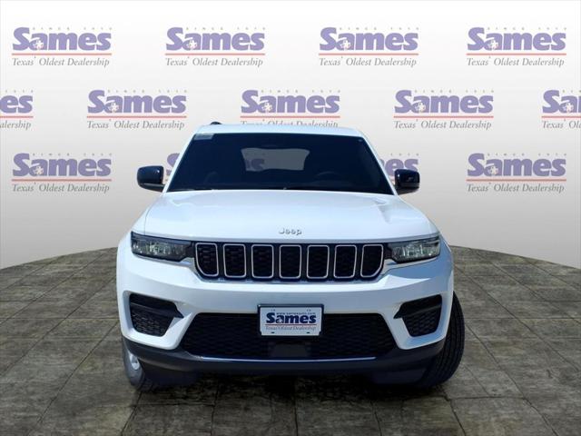 2026 Jeep Grand Cherokee GRAND CHEROKEE LAREDO 4X4 2026 Jeep Grand Cherokee GRAND CHEROKEE LAREDO 4X4