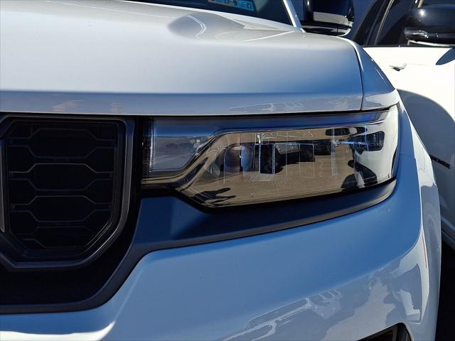 2026 Jeep Grand Cherokee GRAND CHEROKEE LAREDO ALTITUDE 4X4 2026 Jeep Grand Cherokee GRAND CHEROKEE LAREDO ALTITUDE 4X4