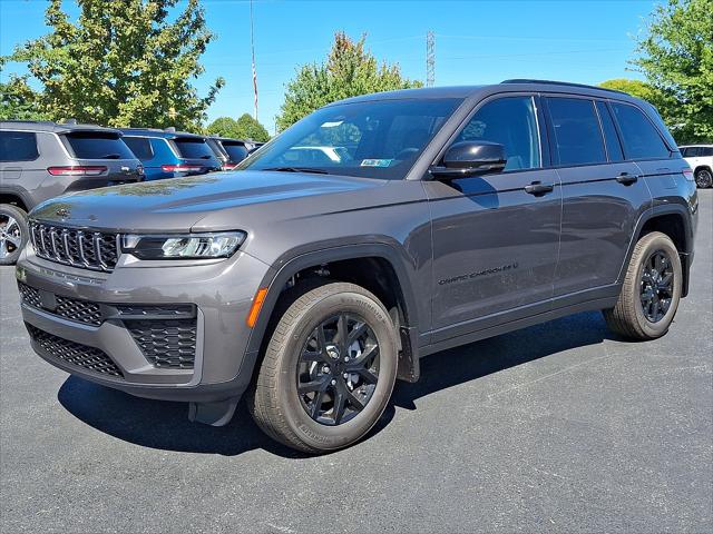 2026 Jeep Grand Cherokee GRAND CHEROKEE LAREDO ALTITUDE 4X4 2026 Jeep Grand Cherokee GRAND CHEROKEE LAREDO ALTITUDE 4X4