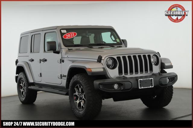 2021 Jeep Wrangler Sahara Altitude 4x4 for sale in Amityville, NY