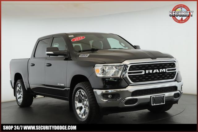 2022 Ram 1500 Big Horn Crew Cab 4x4 5'7" Box for sale in Amityville, NY