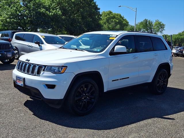 2019 Jeep Grand Cherokee Altitude 4x4 2019 Jeep Grand Cherokee Altitude 4x4