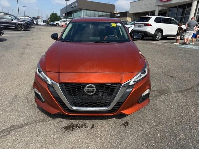 2020 Nissan Altima SR FWD 2020 Nissan Altima SR FWD