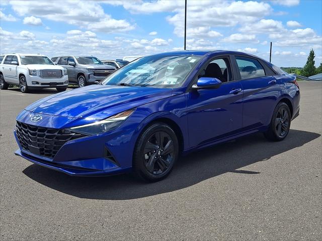 2022 Hyundai Elantra SEL 2022 Hyundai Elantra SEL