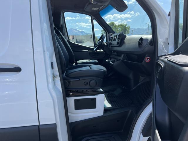2021 Freightliner Sprinter High Roof I4 Diesel