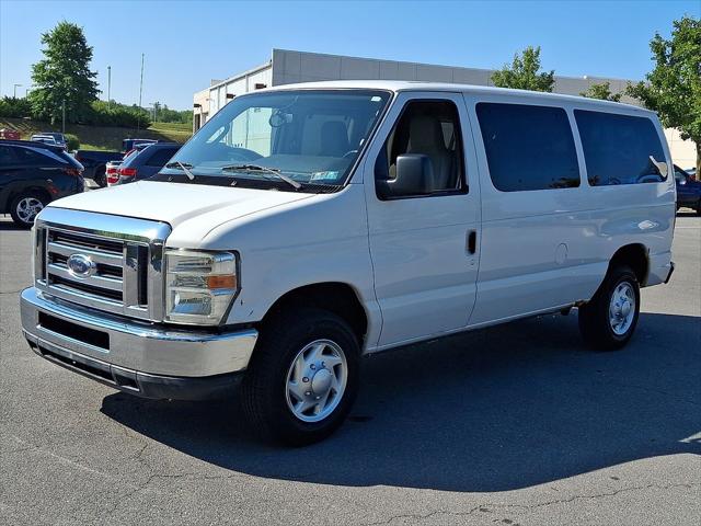2012 Ford E-350 Super Duty XLT