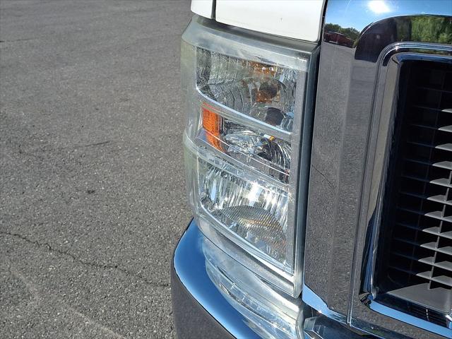2012 Ford E-350 Super Duty XLT