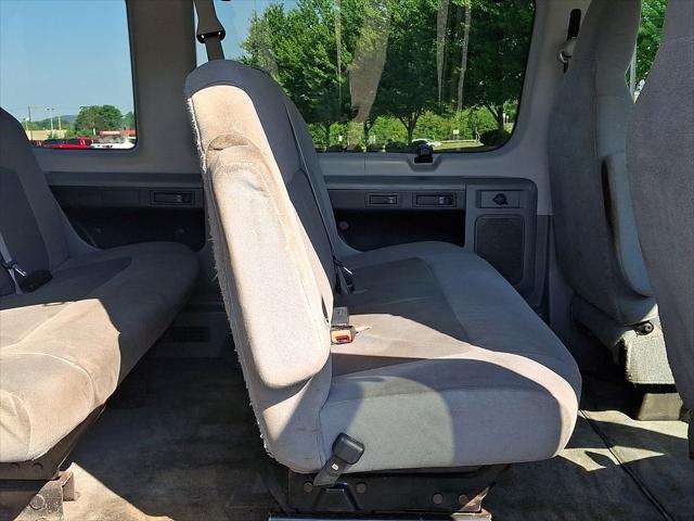 2012 Ford E-350 Super Duty XLT