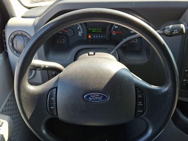 2012 Ford E-350 Super Duty XLT