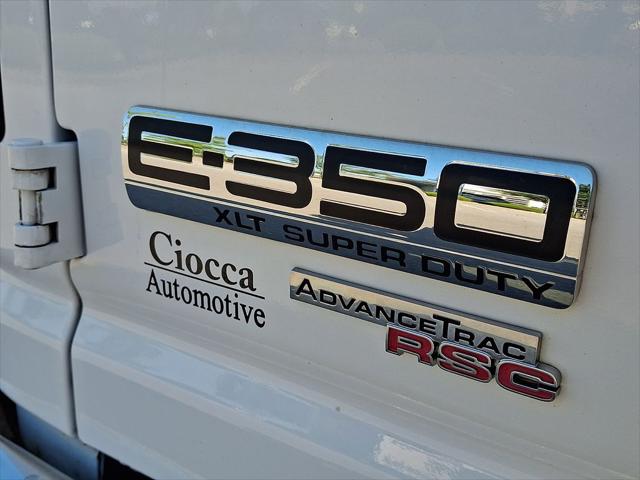 2012 Ford E-350 Super Duty XLT
