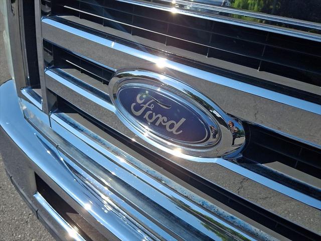2012 Ford E-350 Super Duty XLT
