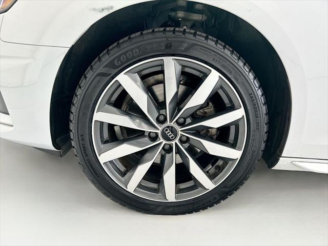 2021 Audi A4 Premium 40 TFSI quattro S tronic