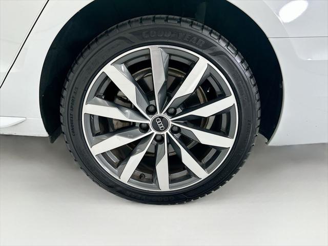 2021 Audi A4 Premium 40 TFSI quattro S tronic