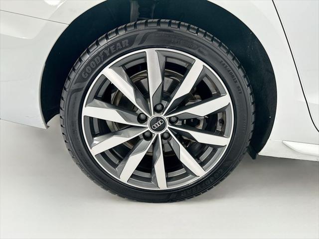 2021 Audi A4 Premium 40 TFSI quattro S tronic