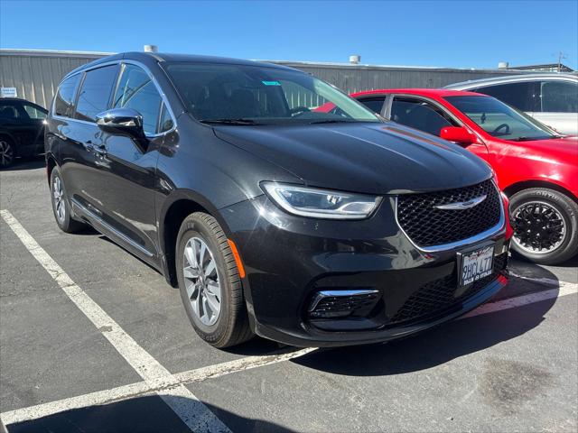 2023 Chrysler Pacifica Hybrid Limited for sale in Dublin, CA