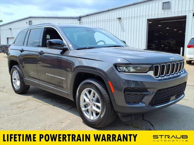 2026 Jeep Grand Cherokee Laredo X 4x4 for sale in Glen Dale, WV