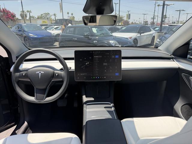 2024 Tesla Model Y Long Range Dual Motor All-Wheel Drive