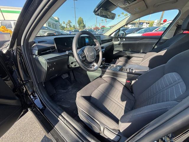 2026 Kia K5 LXS FWD