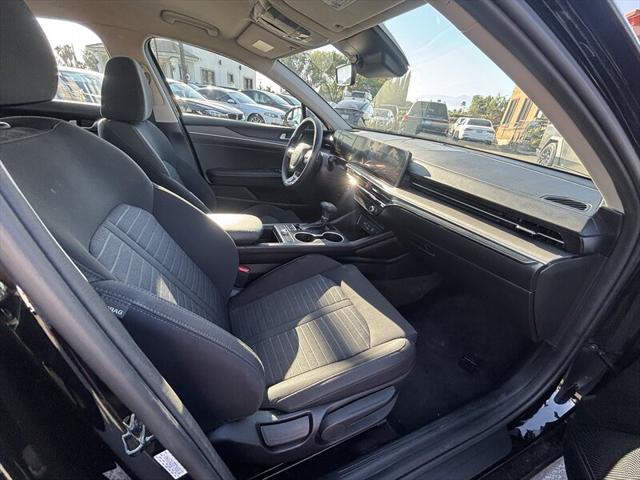 2026 Kia K5 LXS FWD