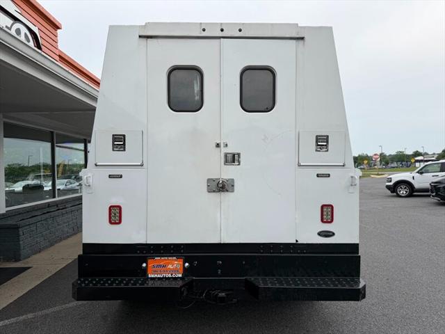 2017 Ford F-550 Unknown