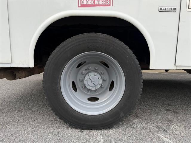 2017 Ford F-550 Unknown