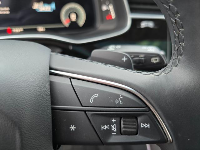 2022 Audi Q8 Premium Plus 55 TFSI quattro Tiptronic