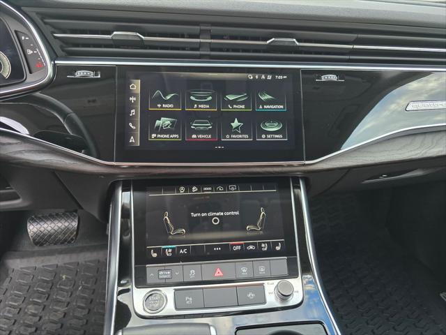 2022 Audi Q8 Premium Plus 55 TFSI quattro Tiptronic