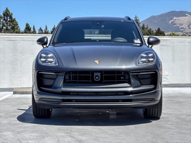 2026 Porsche Macan Unknown