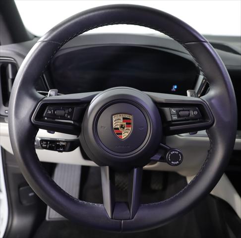 2024 Porsche Cayenne Base