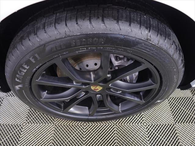 2024 Porsche Cayenne Base