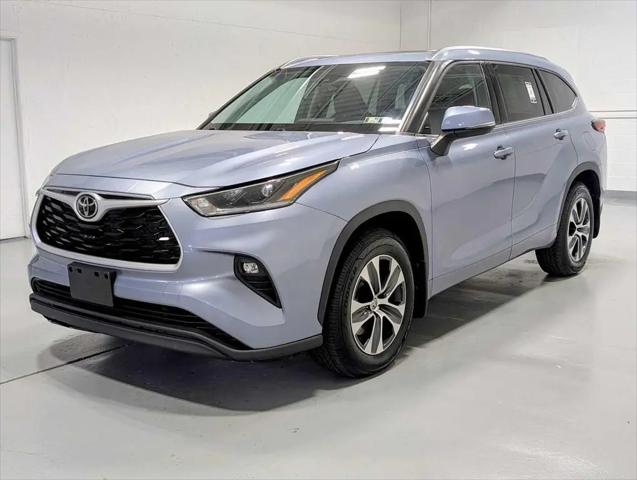 2021 Toyota Highlander XLE for sale in Greensburg, PA