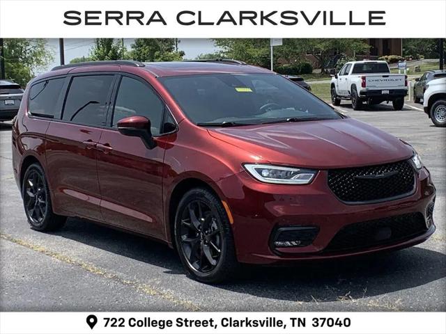 2023 Chrysler Pacifica Touring L for sale in Clarksville, TN