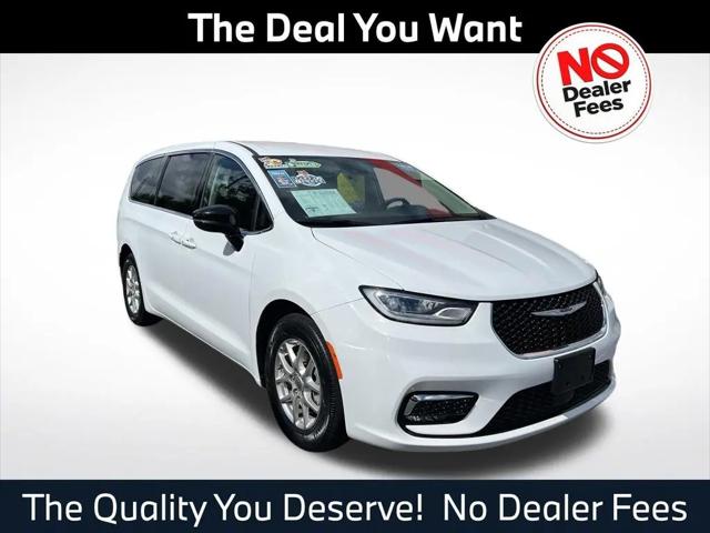 2024 Chrysler Pacifica Touring L for sale in Orlando, FL