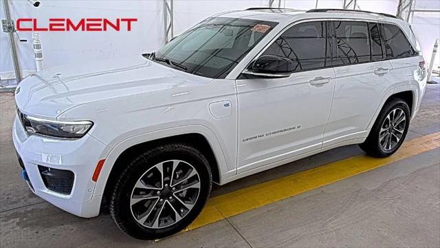2022 Jeep Grand Cherokee Overland 4x4 for sale in Florissant, MO