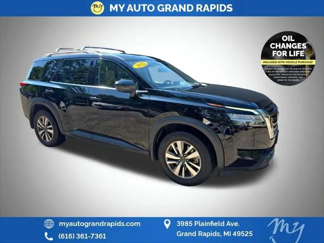 2022 Nissan Pathfinder SL 4WD for sale in Grand Rapids, MI